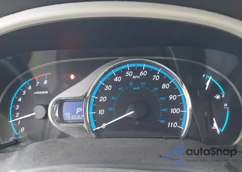 2011 Toyota Sienna Xle V6 z USA, uszkodzony, nr VIN 5TDYK3DC7BS114127